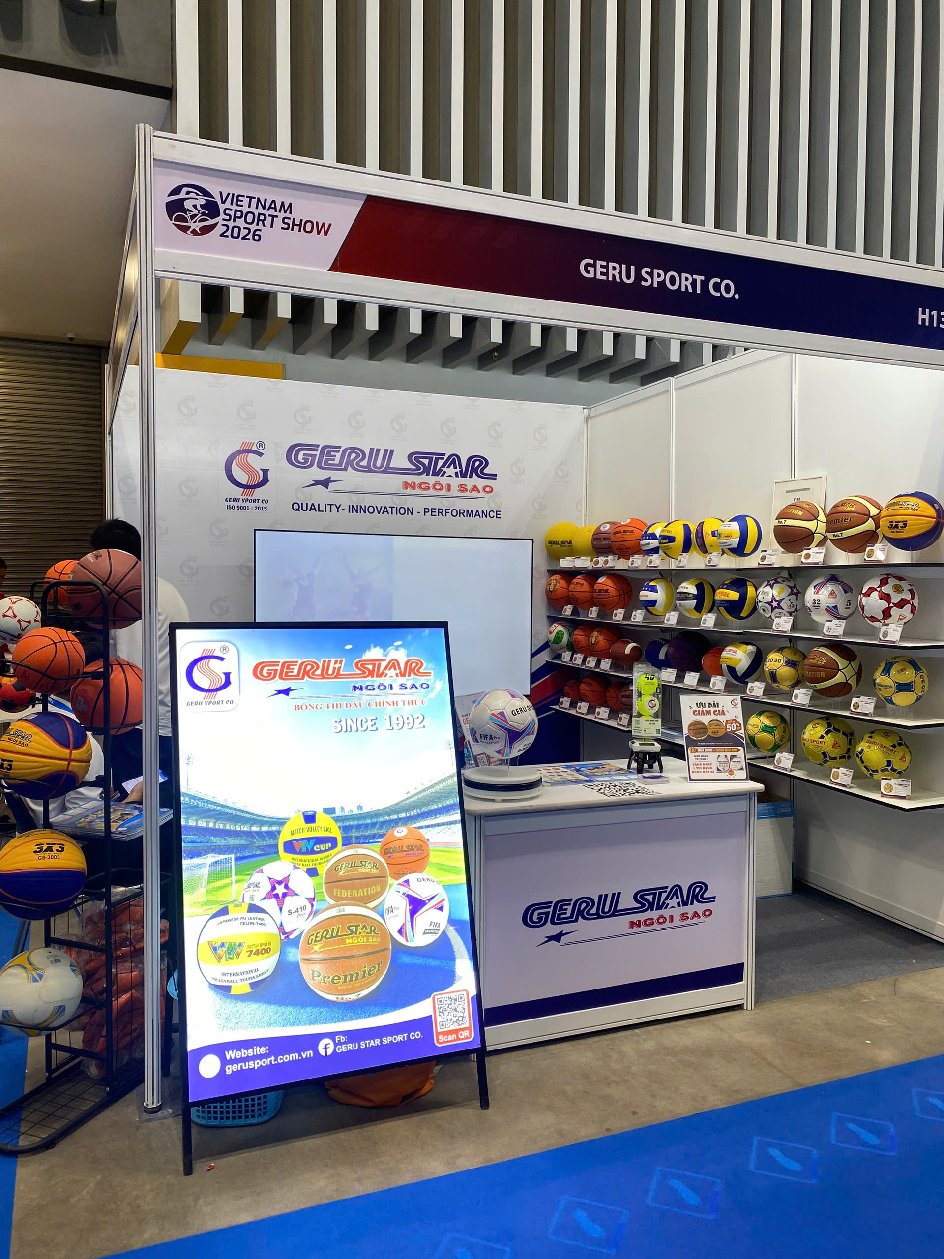 Gian hàng Geru Sport tại Vietnam Sport Show 2026 với không gian trưng bày bóng thể thao.