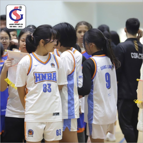Bóng rổ Geru 4